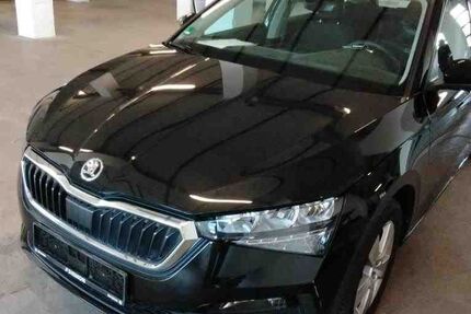 Skoda Scala 98.000 km 13.490 &euro; Braunschweig 38116
