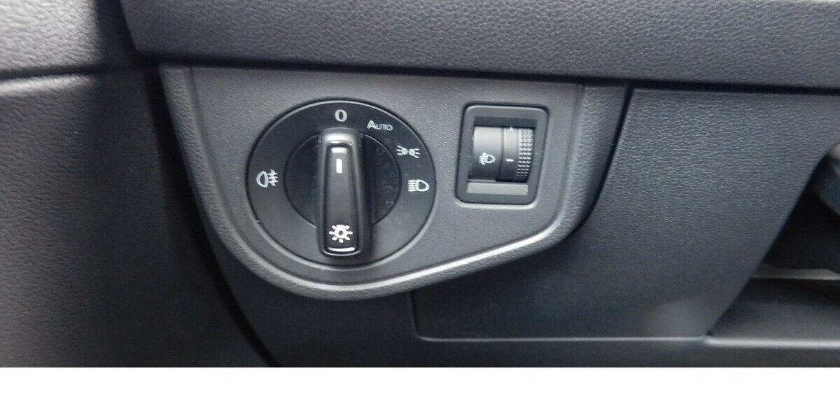 VW Polo 1.0 Life MPI BMT 4Trg Klima Navi LED 5.600 km 16.990 &euro; Vordorf 38533