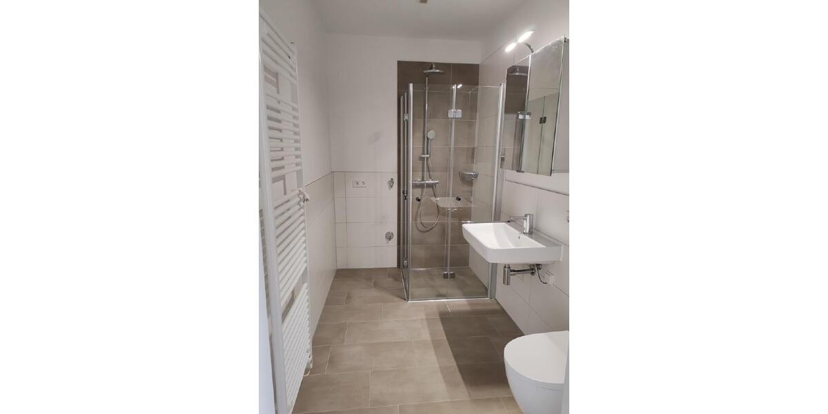 Etagenwohnung Jembke - 2 Zimmer, 42 m&sup2;, 587&euro; | Angebot:24846183