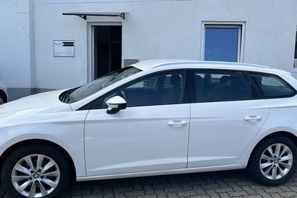 Seat Leon 215.333 km 9.990 € Braunschweig 38122