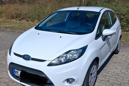 Ford Fiesta 145.217 km 5.400 &euro; Helmstedt 38350