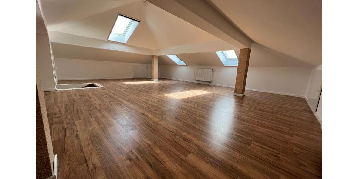 Etagenwohnung Velpke - 4.5 Zimmer, 147 m&sup2;, 1.240&euro; | Angebot:26406029