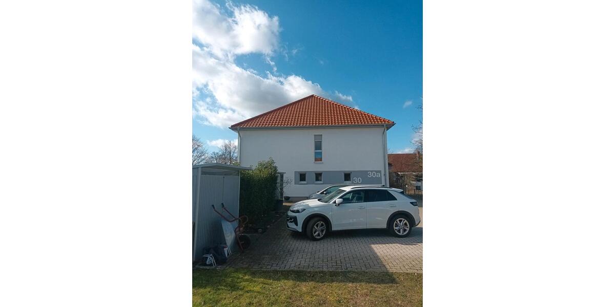 Doppelhaushälfte Wolfsburg Almke - 4 Zimmer, 140 m&sup2;, 1.300&euro; | Angebot:25379044