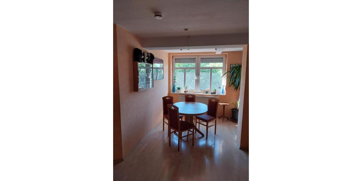 Dachgeschoßwohnung Helmstedt - 3 Zimmer, 67 m&sup2;, 90.000&euro; | Angebot:27091307