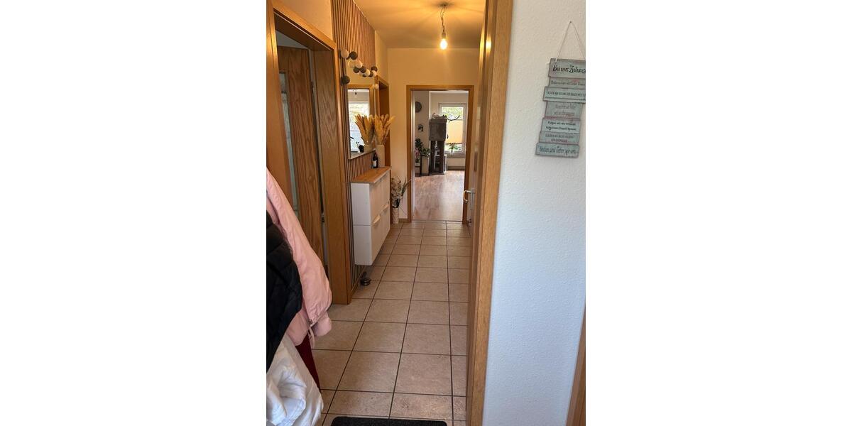 Etagenwohnung Wolfsburg Almke - 4 Zimmer, 108 m&sup2;, 990&euro; | Angebot:26408223