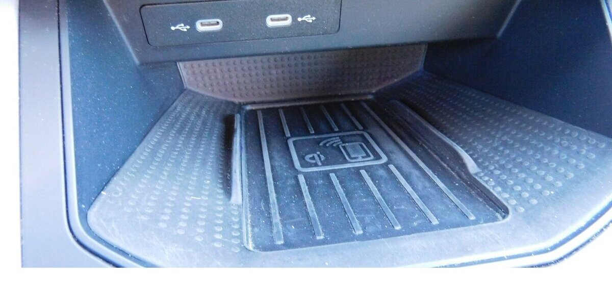 Seat Arona 1.0 FR-Line TSI BMT Navi Klima Alu 27.000 km 16.990 € Vordorf 38533