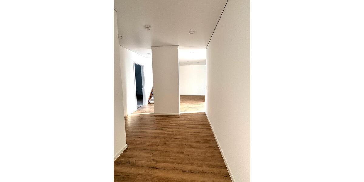 Etagenwohnung Gifhorn - 4 Zimmer, 130 m&sup2;, 1.400&euro; | Angebot:24397960