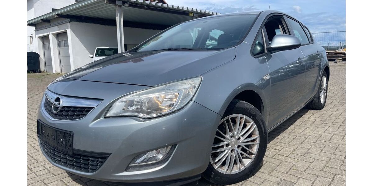 Opel Astra 209.000 km 2.350 &euro; Sickte 38173