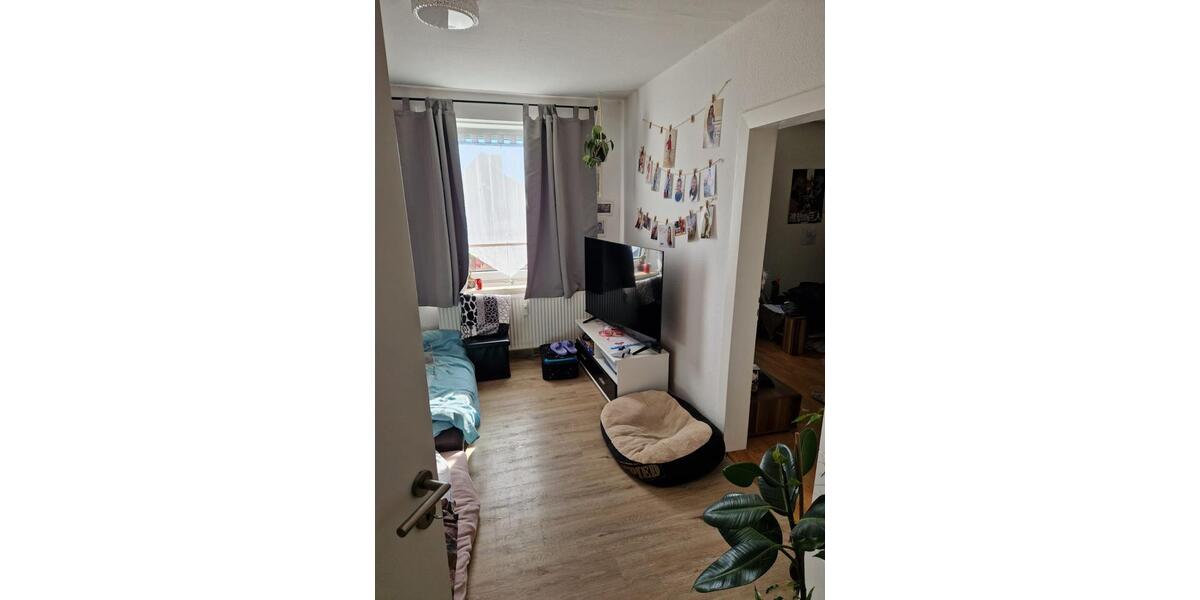Dachgeschoßwohnung Bahrdorf - 2 Zimmer, 50 m&sup2;, 365&euro; | Angebot:26702123