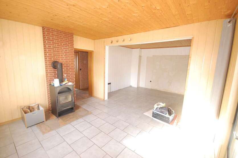Wohnung zum Kaufen in Wolfsburg 120.000 € 106.8 m²