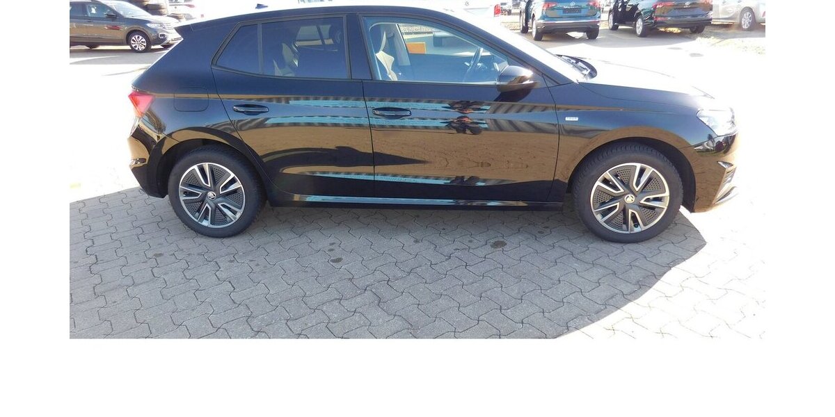 Skoda Fabia 1.0 Ambion TSI BMT 4TRG Klima Navi 14.100 km 16.390 € Vordorf 38533