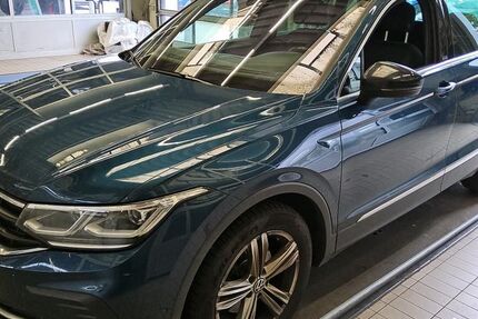 VW Tiguan 244.631 km 18.990 &euro; Braunschweig 38122