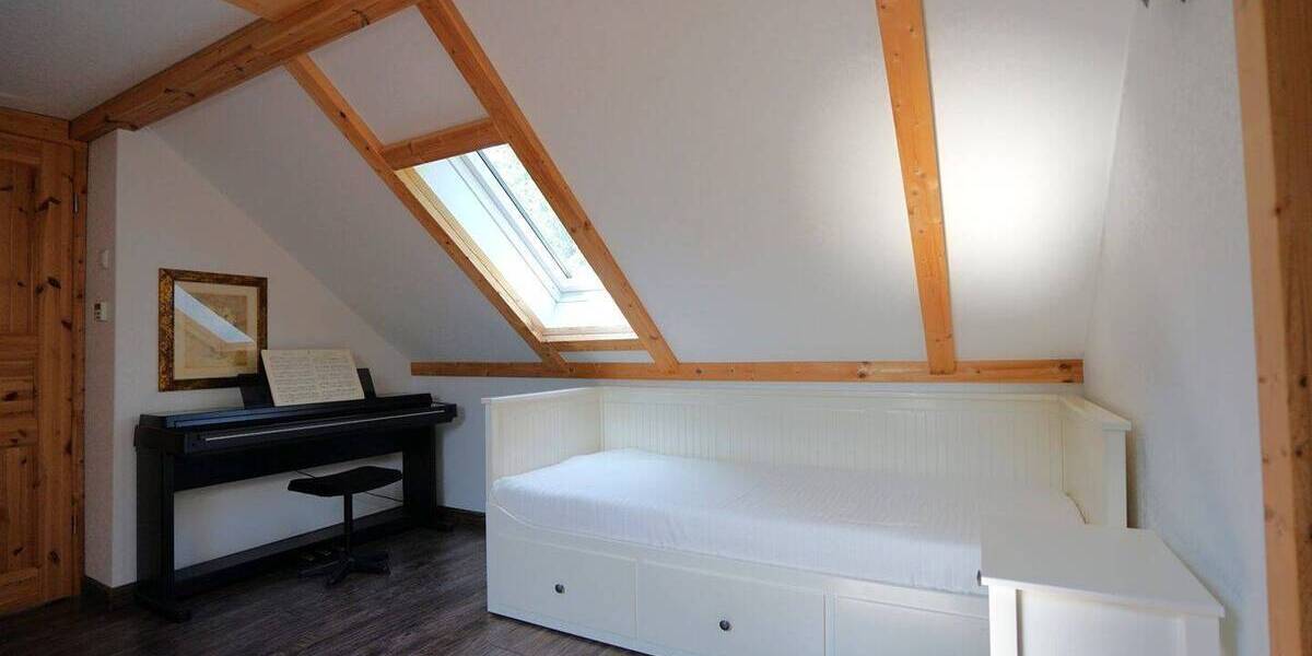 Energetisch saniertes Anwesen in einmaliger Waldrandlage 9 zimmer