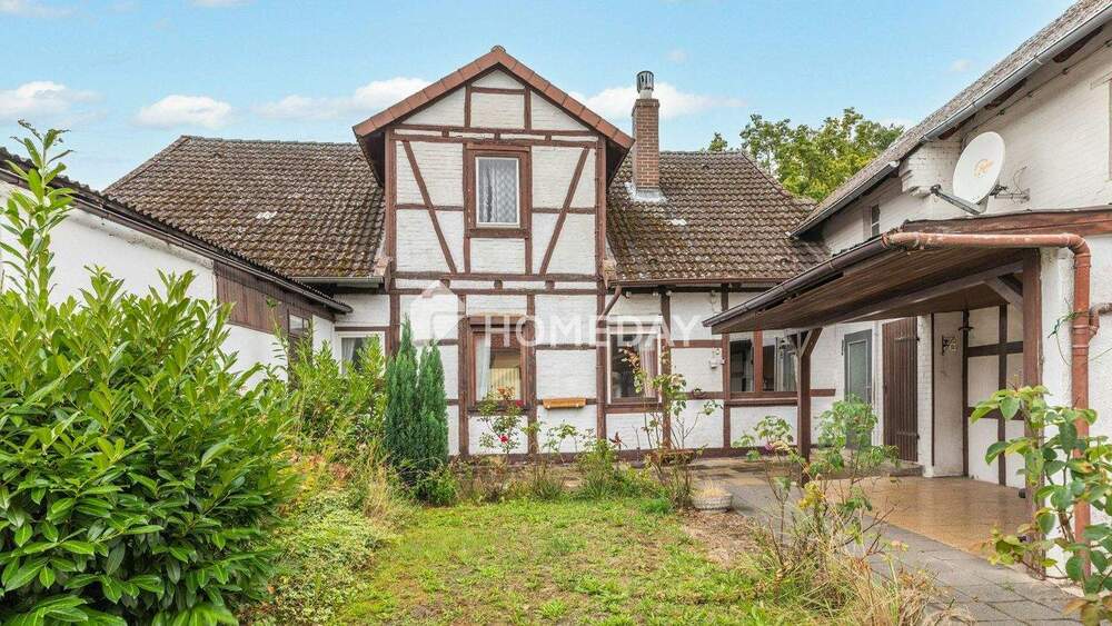 Einfamilienhaus Rühen - 7 Zimmer, 190 m&sup2;, 149.000&euro; | Angebot:25773238