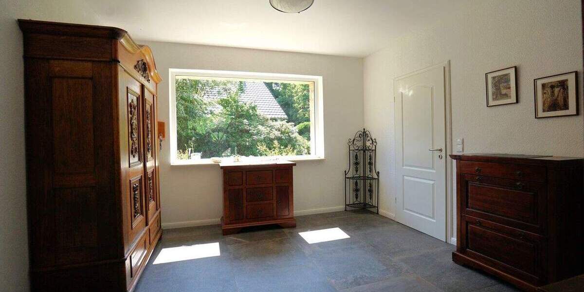 Einfamilienhaus Braunschweig / Querumer Forst Querum - 9 Zimmer, 378 m&sup2;, 1.790.000&euro; | Angebot:25690572