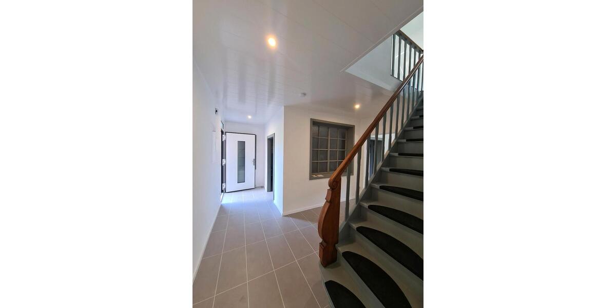 Mehrfamilienhaus, Wohnhaus Sassenburg - 1 Zimmer, 180 m&sup2;, 1.050&euro; | Angebot:26014408