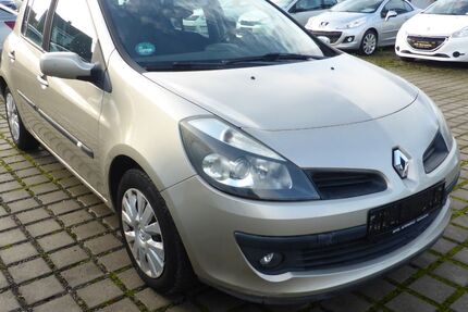 Renault Clio 127.300 km 1.290 € Wolfenbüttel 38304