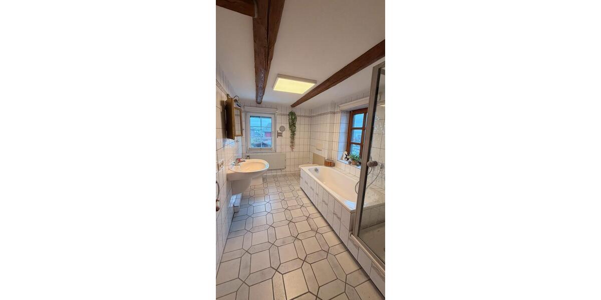 Einfamilienhaus Königslutter am Elm - 7 Zimmer, 220 m&sup2;, 429.000&euro; | Angebot:27002031