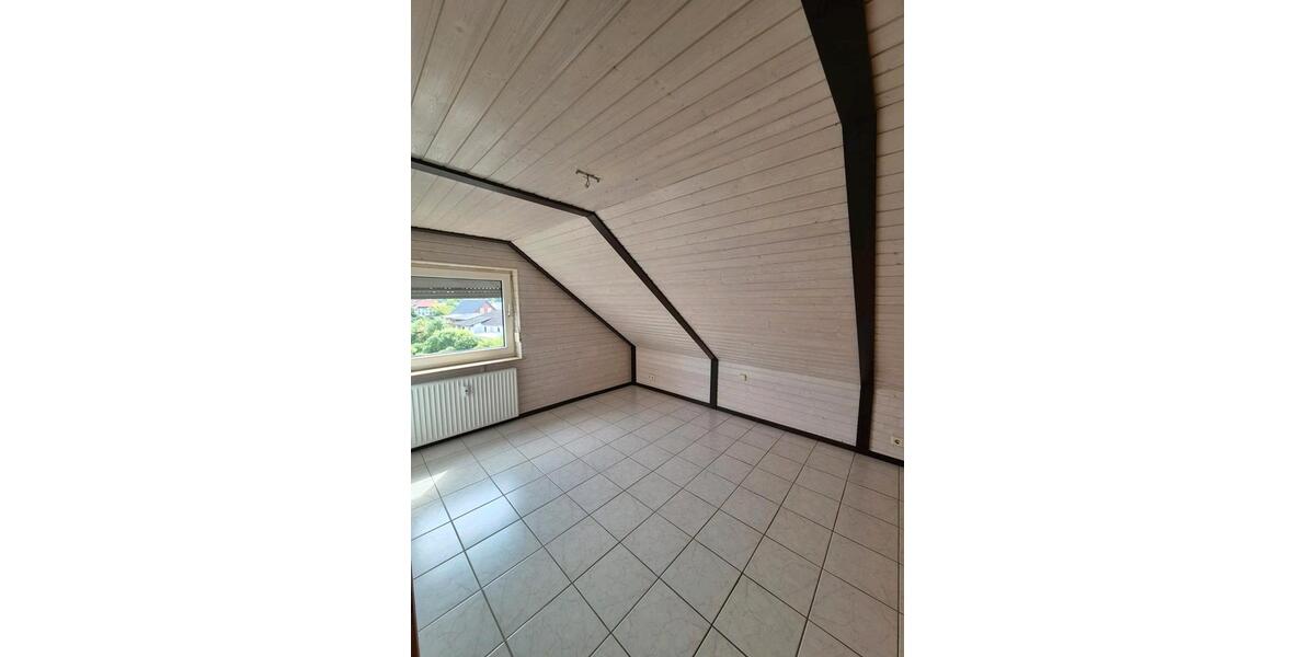 3 Zimmer Dachgeschosswohnung in Weyhausen zimmer