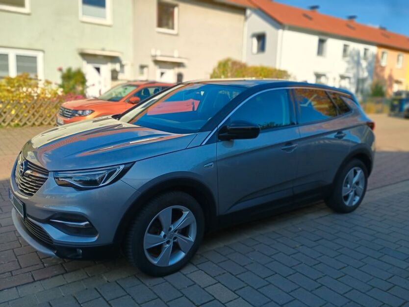 Opel Grandland (X) 93.000 km 14.500 € Braunschweig 38126