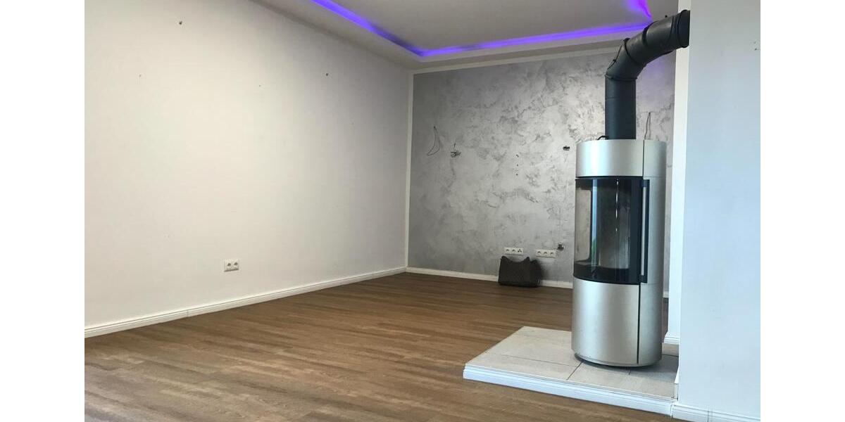 EBK, modern sehr schön renoviert, EG, von privat 3 zimmer