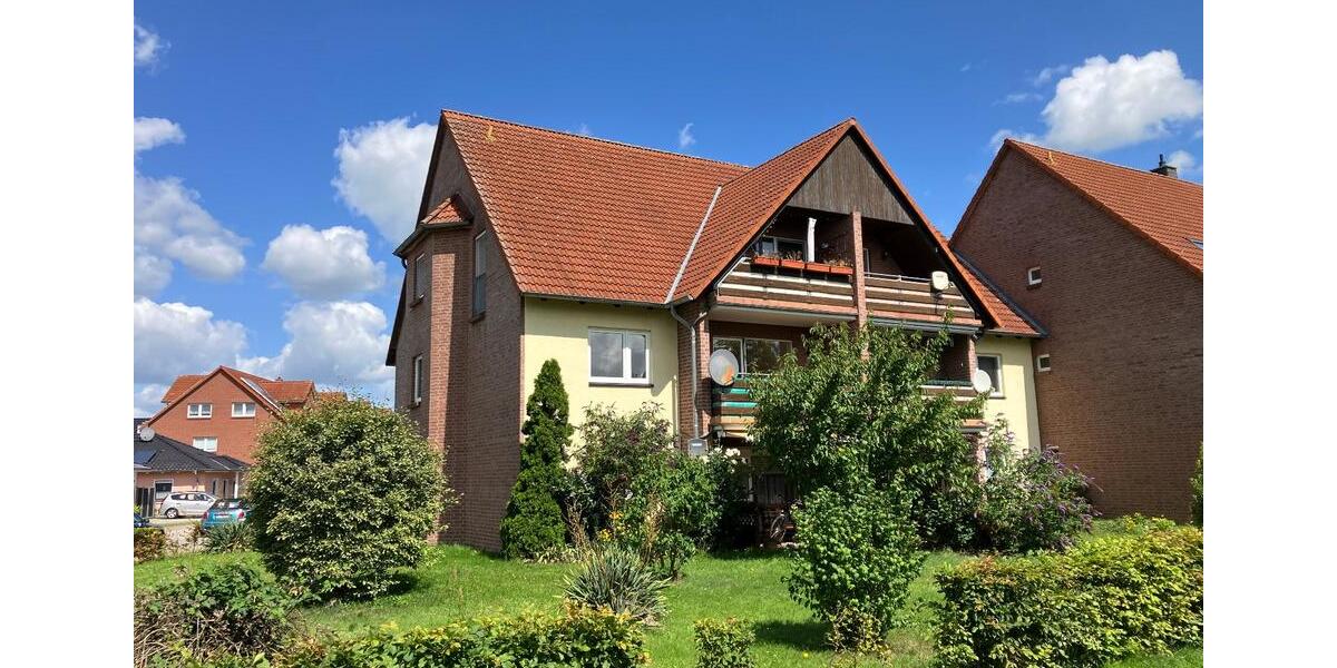 Etagenwohnung Oebisfelde-Weferlingen Weferlingen - 3 Zimmer, 78 m&sup2;, 670&euro; | Angebot:26356160