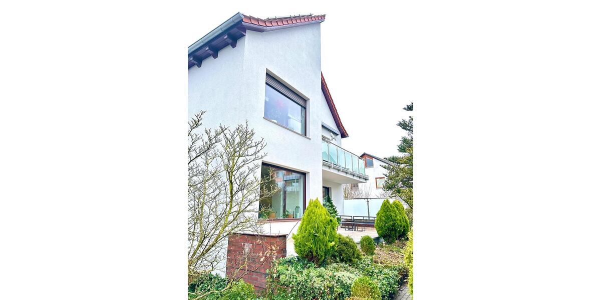 Sofort einziehen – 120 m² Wohnung – Kamin, Terrasse, Garten 2.5 zimmer