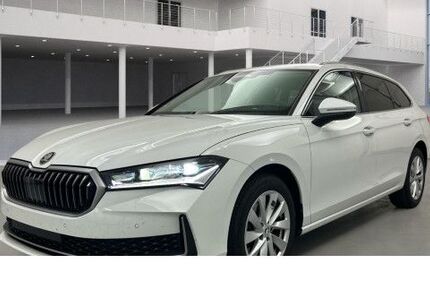 Skoda Superb 3.791 km 32.990 &euro; Wolfsburg 38440