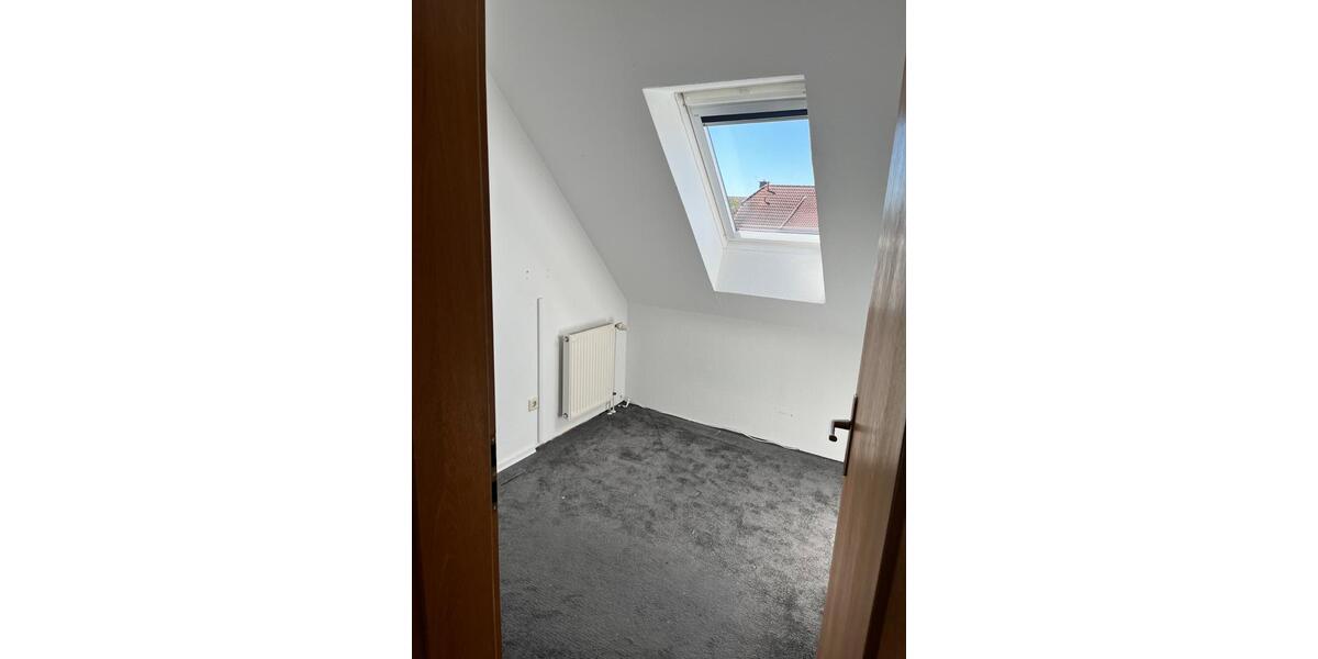 Dachgeschoßwohnung Rötgesbüttel - 1.5 Zimmer, 45 m&sup2;, 325&euro; | Angebot:26704846