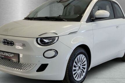 Fiat 500e 10.647 km 26.440 € Braunschweig 38126