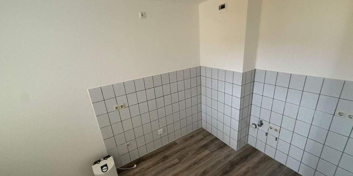 3 Zimmer für den nächsten Schritt - ideal zu zweit - frisch renovierte Wohnung am Hageberg 3 zimmer