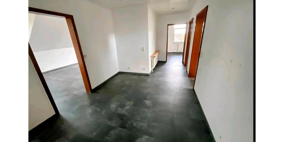 Etagenwohnung Cremlingen - 3 Zimmer, 87 m&sup2;, 850&euro; | Angebot:24477012