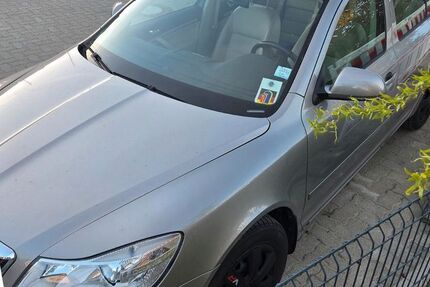 Skoda Octavia 170.000 km 6.300 &euro; Lehre 38165