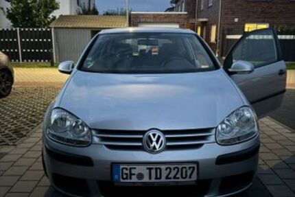 VW Golf 200.000 km 2.600 &euro; Meinersen 38536