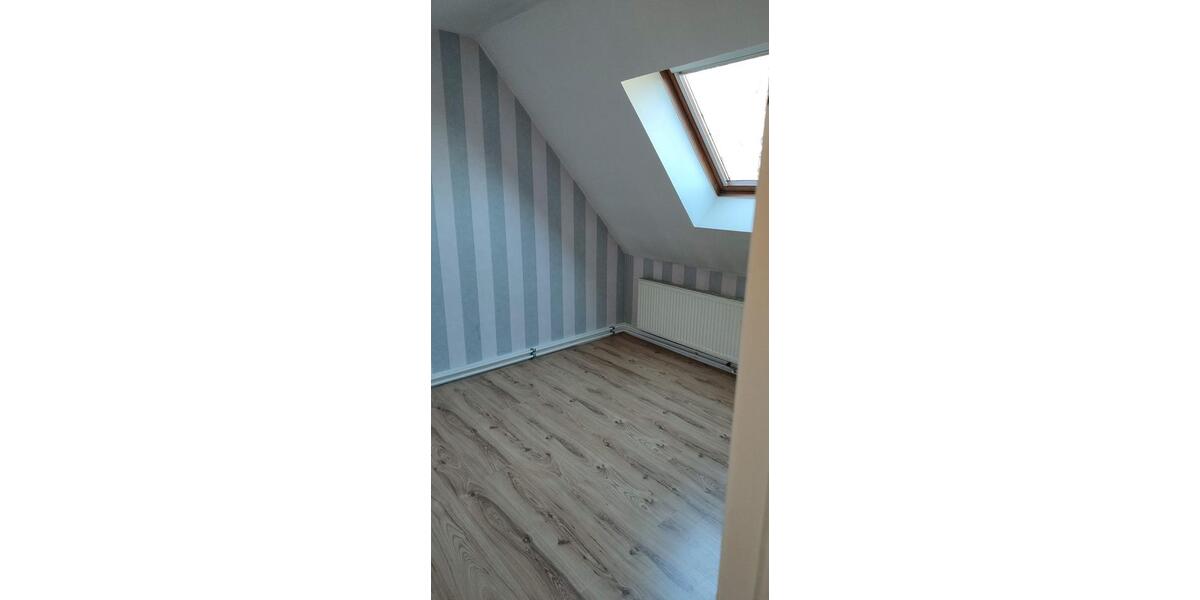 Dachgeschoßwohnung Braunschweig Nordstadt - 3 Zimmer, 54 m&sup2;, 350&euro; | Angebot:26697627