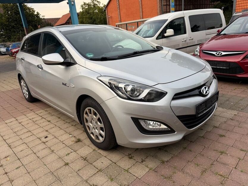 i30