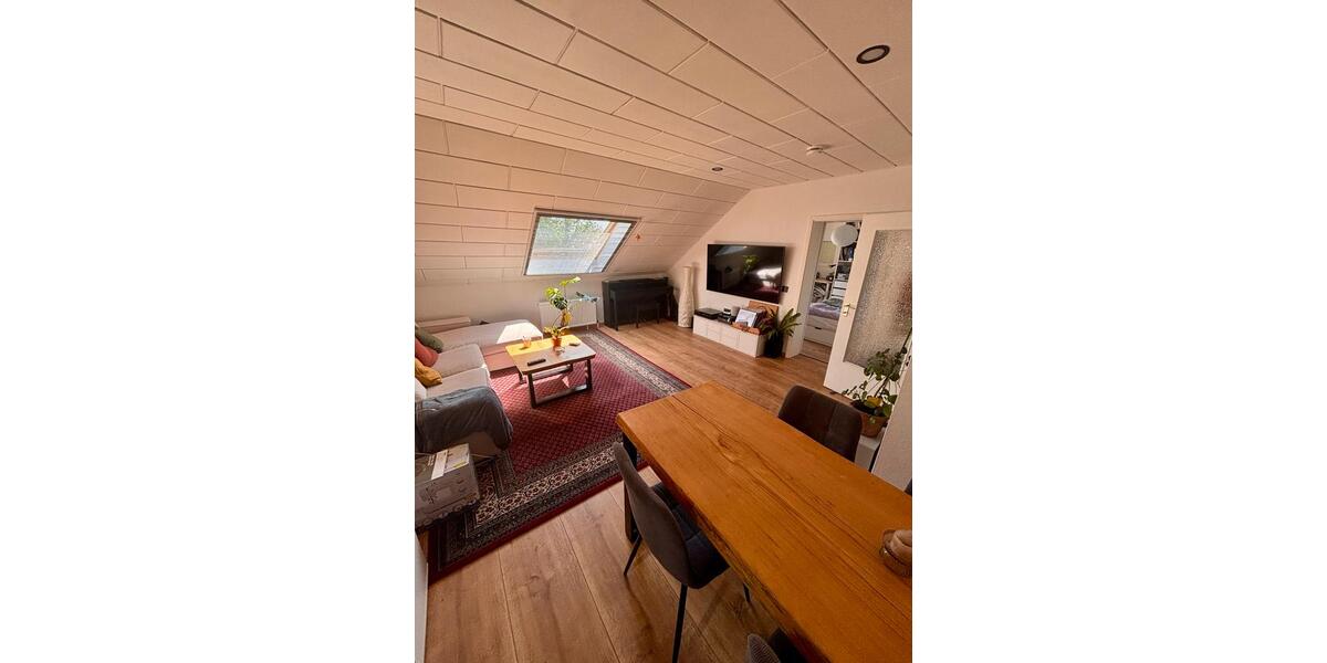 Dachgeschoßwohnung Lehre - 2 Zimmer, 75 m&sup2;, 730&euro; | Angebot:26330383