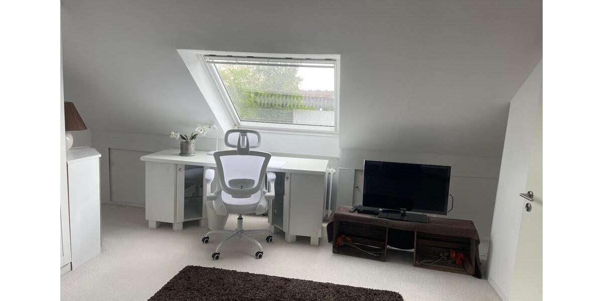 Dachgeschoßwohnung Braunschweig Südstadt- Rautheim- Mascherode - 1 Zimmer, 48 m&sup2;, 600&euro; | Angebot:26702127