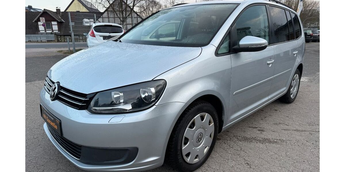 VW Touran 190.000 km 7.700 &euro; Lehre 38165