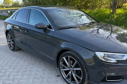 Audi A3 84.000 km 18.000 &euro; Wolfsburg 38440
