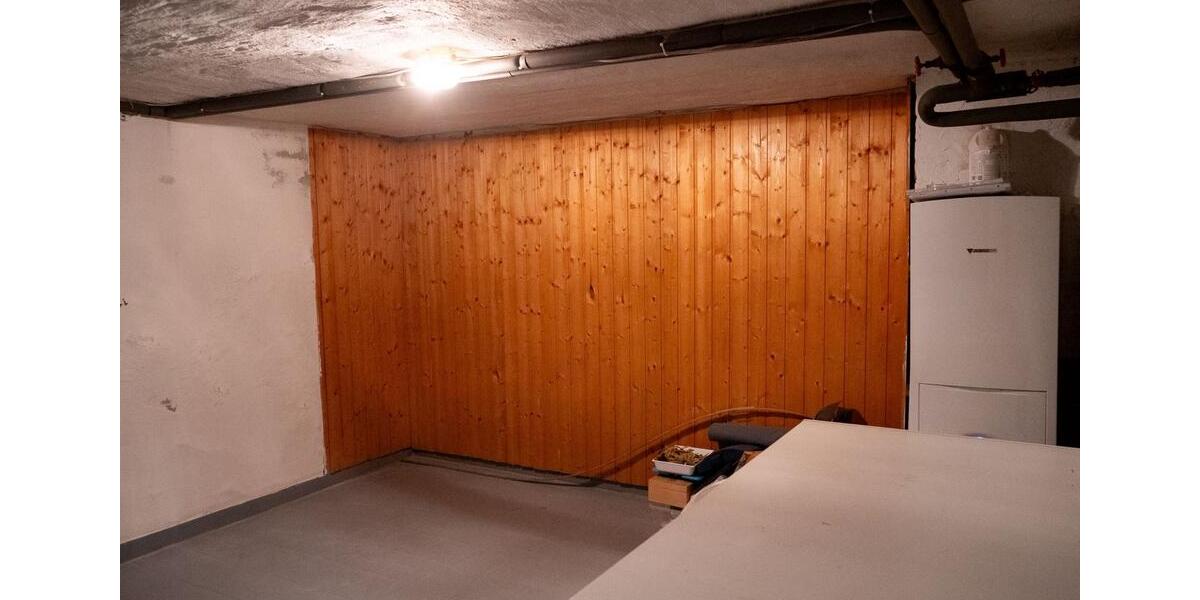 Doppelhaushälfte Wolsdorf - 7 Zimmer, 170 m&sup2;, 235.000&euro; | Angebot:26442480
