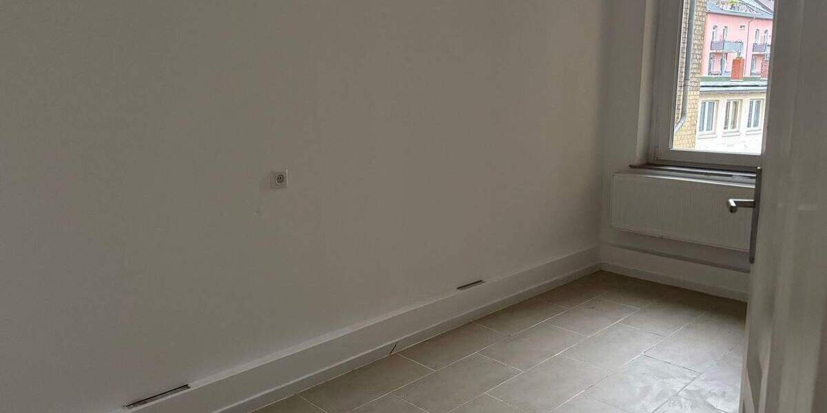 Schöne 5 12 Zimmer Wohnung mit Altbaucharme im östlichen Ringgebiet zimmer