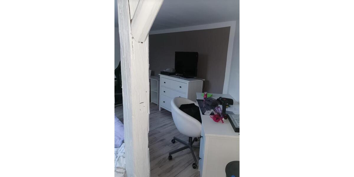 Große 4- Zimmer Dachgeschosswohnung im Zentrum von Wendeburg 4 zimmer