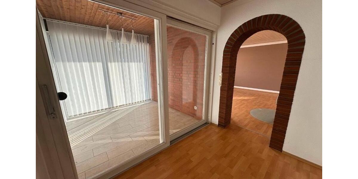 Einfamilienhaus Isenbüttel - 7 Zimmer, 195 m&sup2;, 350.000&euro; | Angebot:26038933
