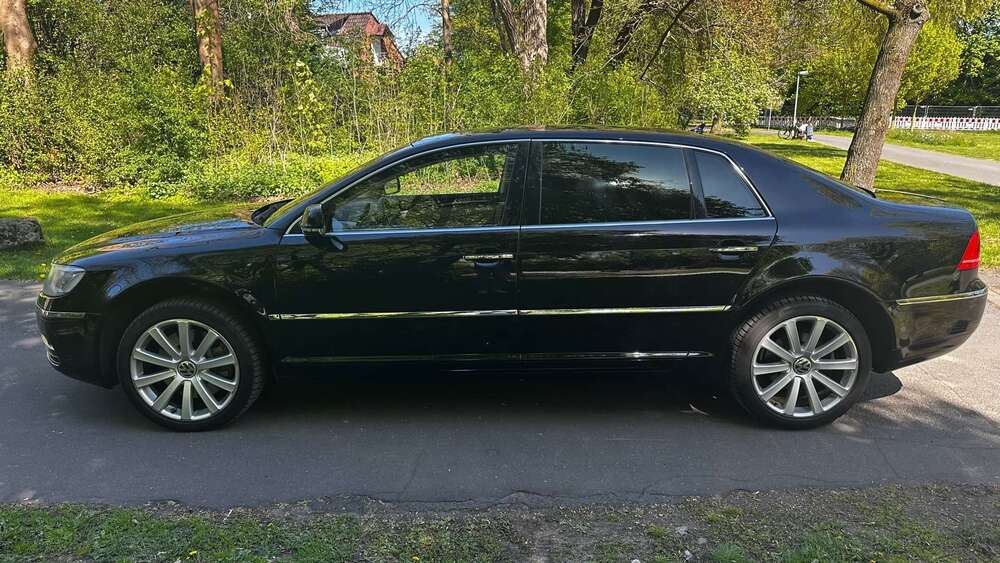 VW Phaeton 151.000 km 29.900 &euro; Braunschweig, Stadt 38100