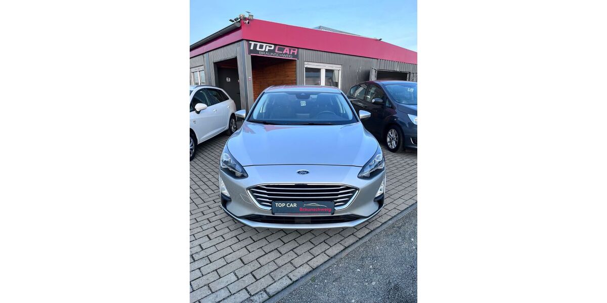 Ford Focus 138.000 km 9.890 &euro; Braunschweig 38110