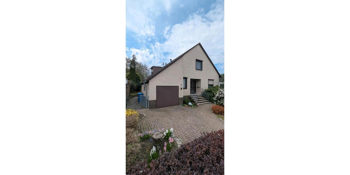 Einfamilienhaus Helmstedt - 7 Zimmer, 140 m&sup2;, 379.000&euro; | Angebot:26613442