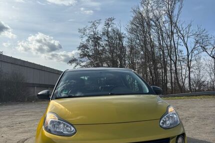 Opel Adam 94.000 km 7.990 &euro; Braunschweig 38124