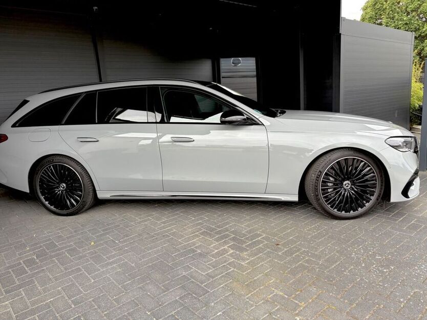 E 300