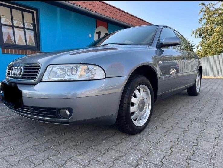 Audi A4 273.000 km 2.490 &euro; Wolfsburg 38448